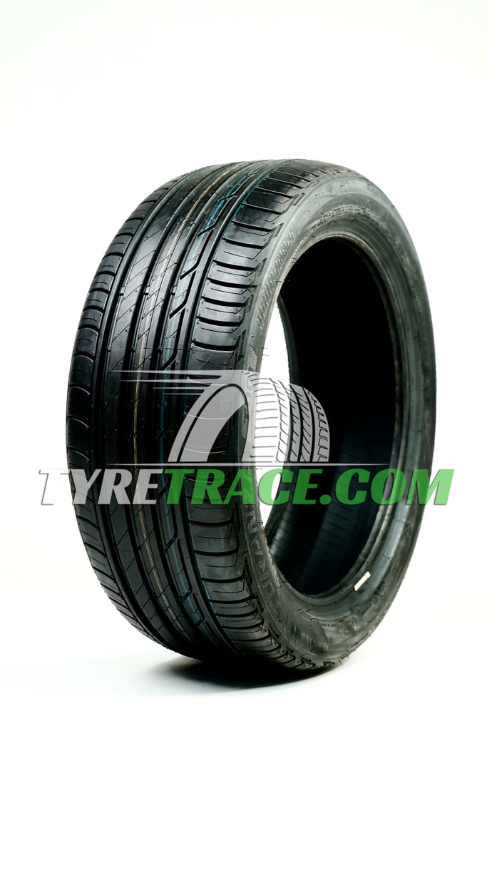 Bridgestone 265/65R17 D693-lll 112S LHD